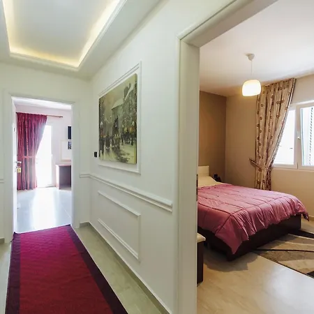 Hotel Ada Tirana