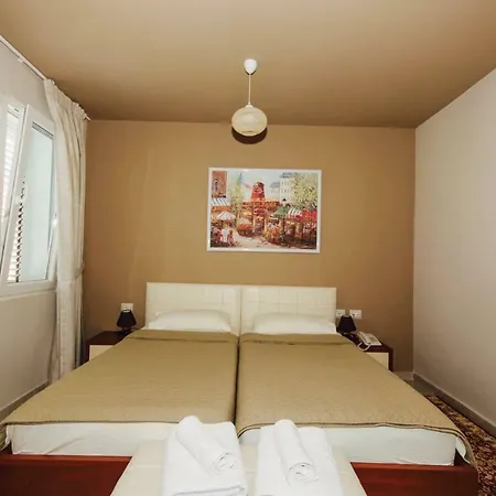 Otel Ada