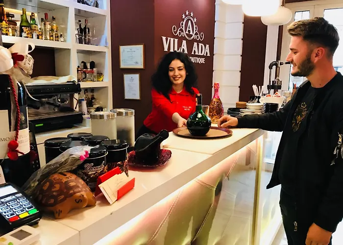 酒店 Ada 地拉那